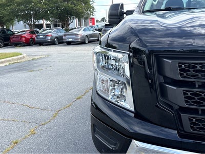 2024 Nissan Titan SV