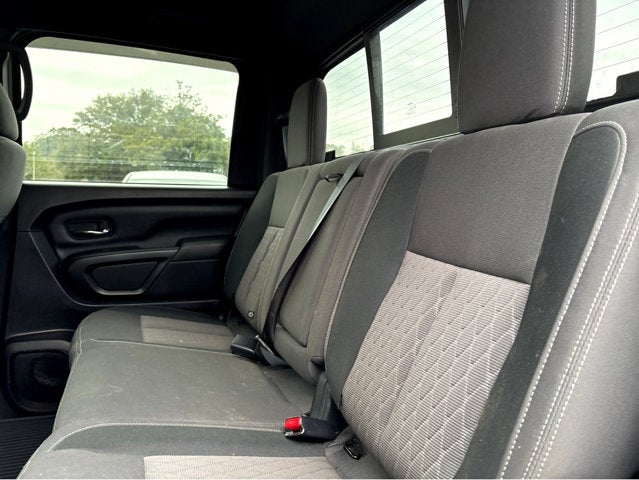 2024 Nissan Titan SV