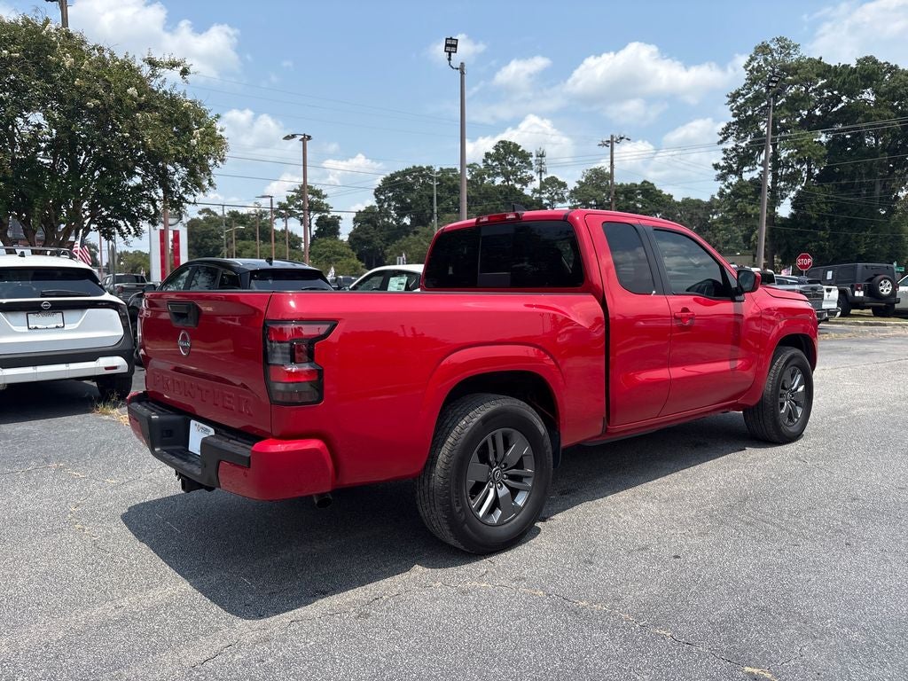 2025 Nissan Frontier SV