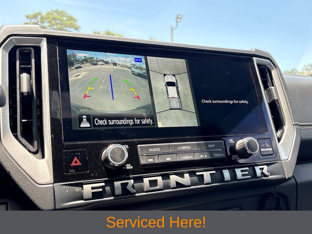 2025 Nissan Frontier SL