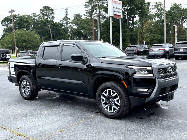 2025 Nissan Frontier SL
