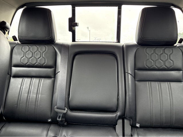 2025 Nissan Frontier SL