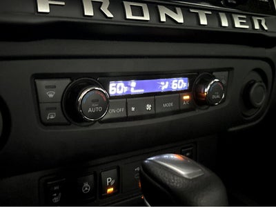 2025 Nissan Frontier SL