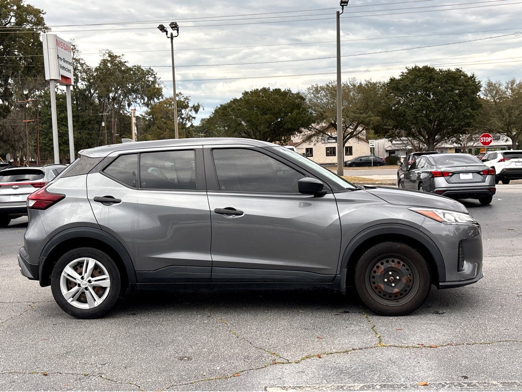 2021 Nissan Kicks S