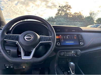 2023 Nissan Kicks SR