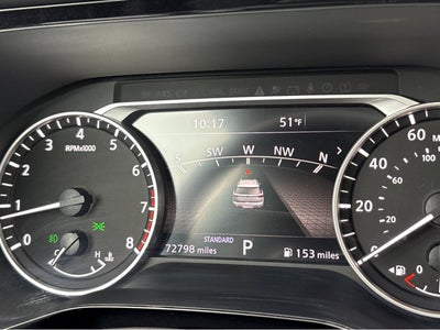 2023 Nissan Pathfinder SL