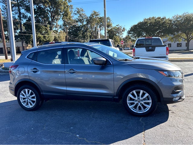 2022 Nissan Rogue Sport SV