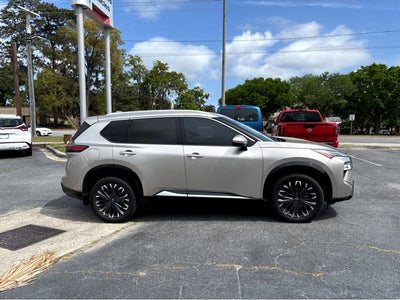 2024 Nissan Rogue Platinum