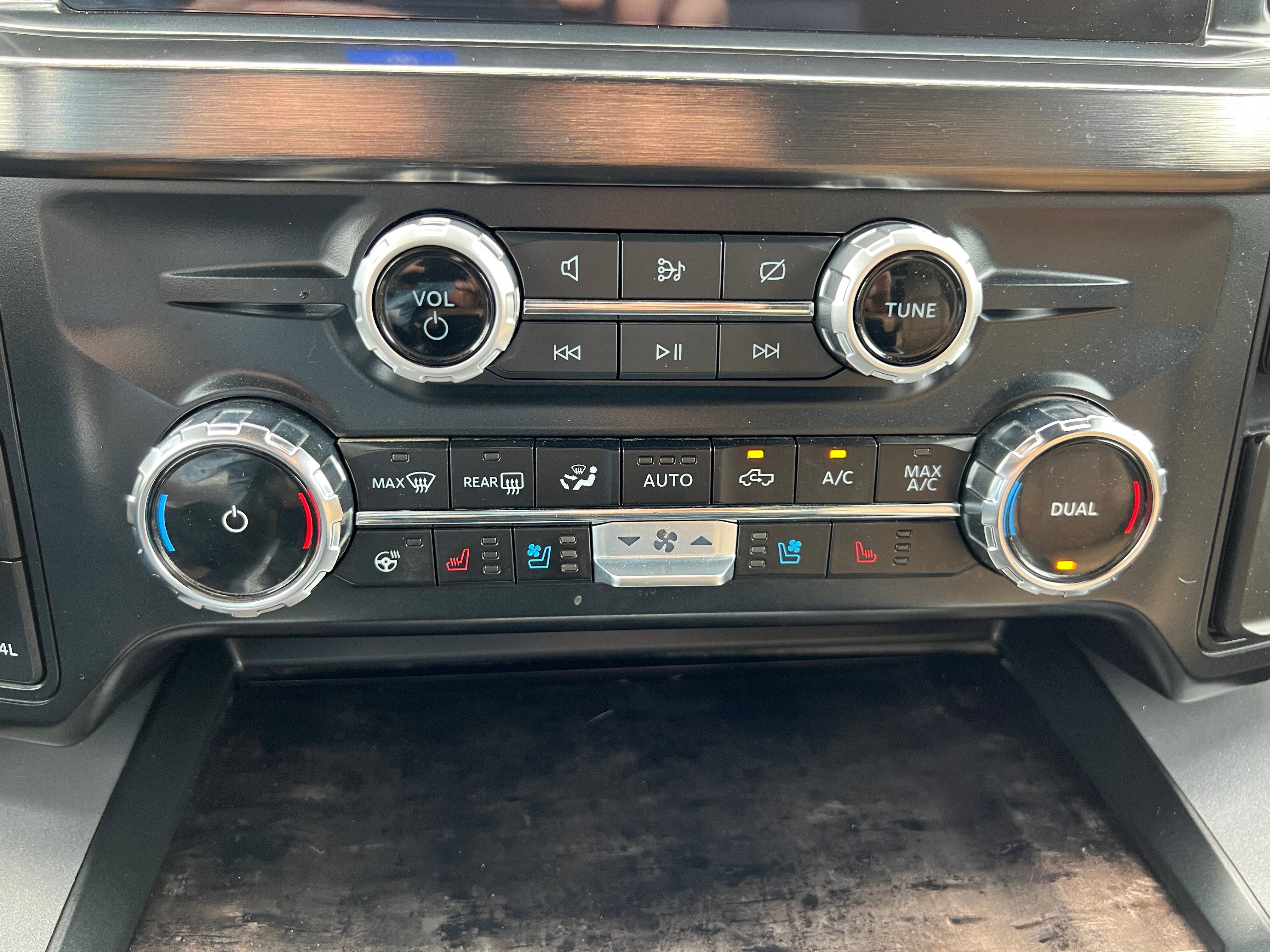 2024 Ford Super Duty F-350 SRW LARIAT