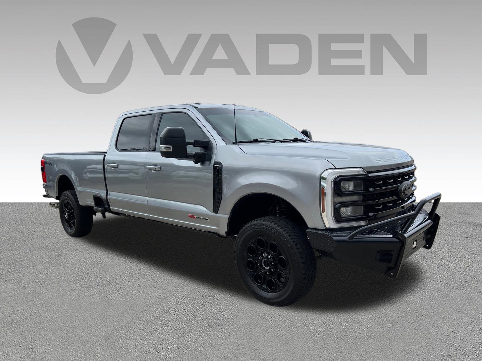2024 Ford Super Duty F-350 SRW LARIAT