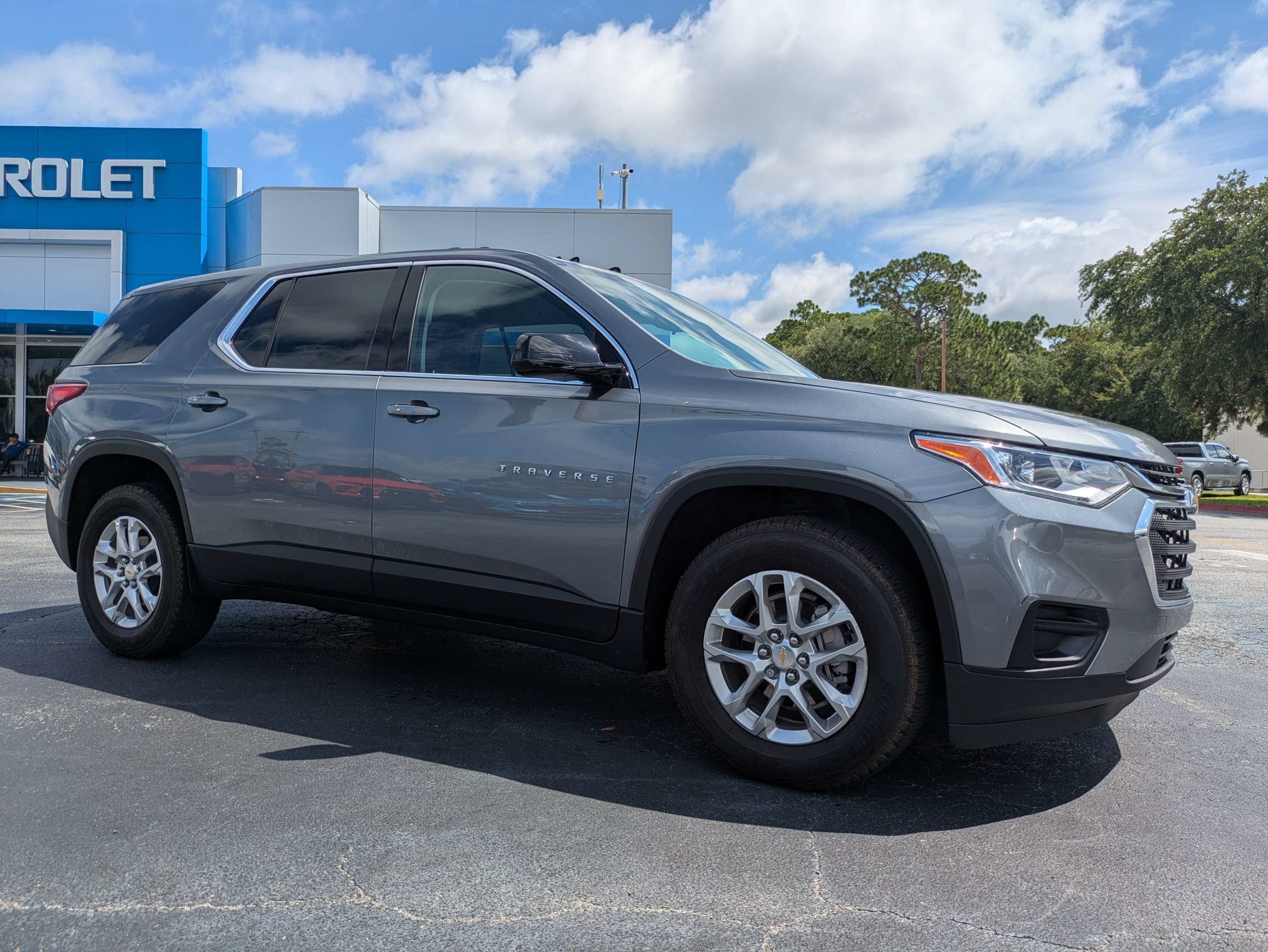 2020 Chevrolet Traverse LS