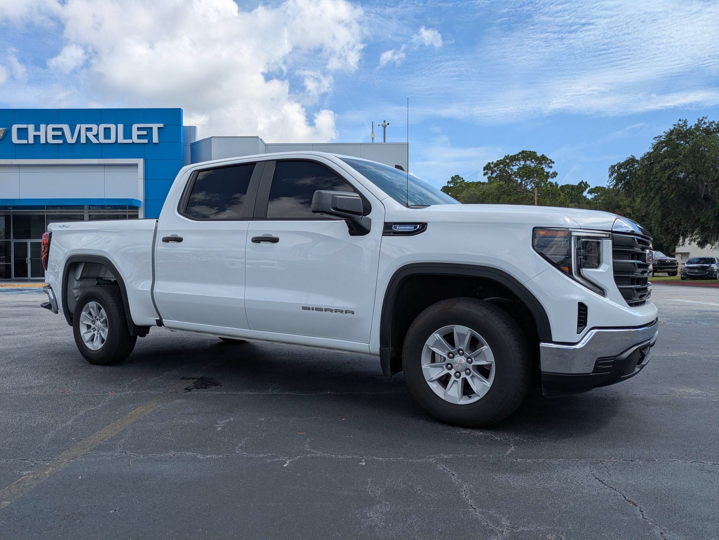 2024 GMC Sierra 1500 Pro