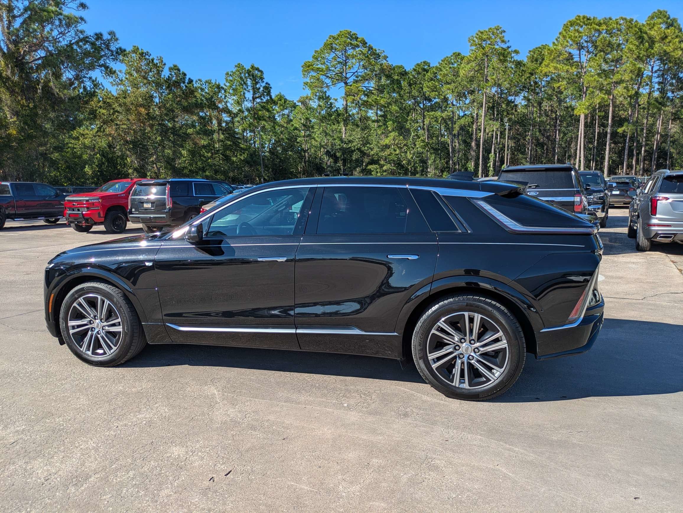 2024 Cadillac LYRIQ Luxury