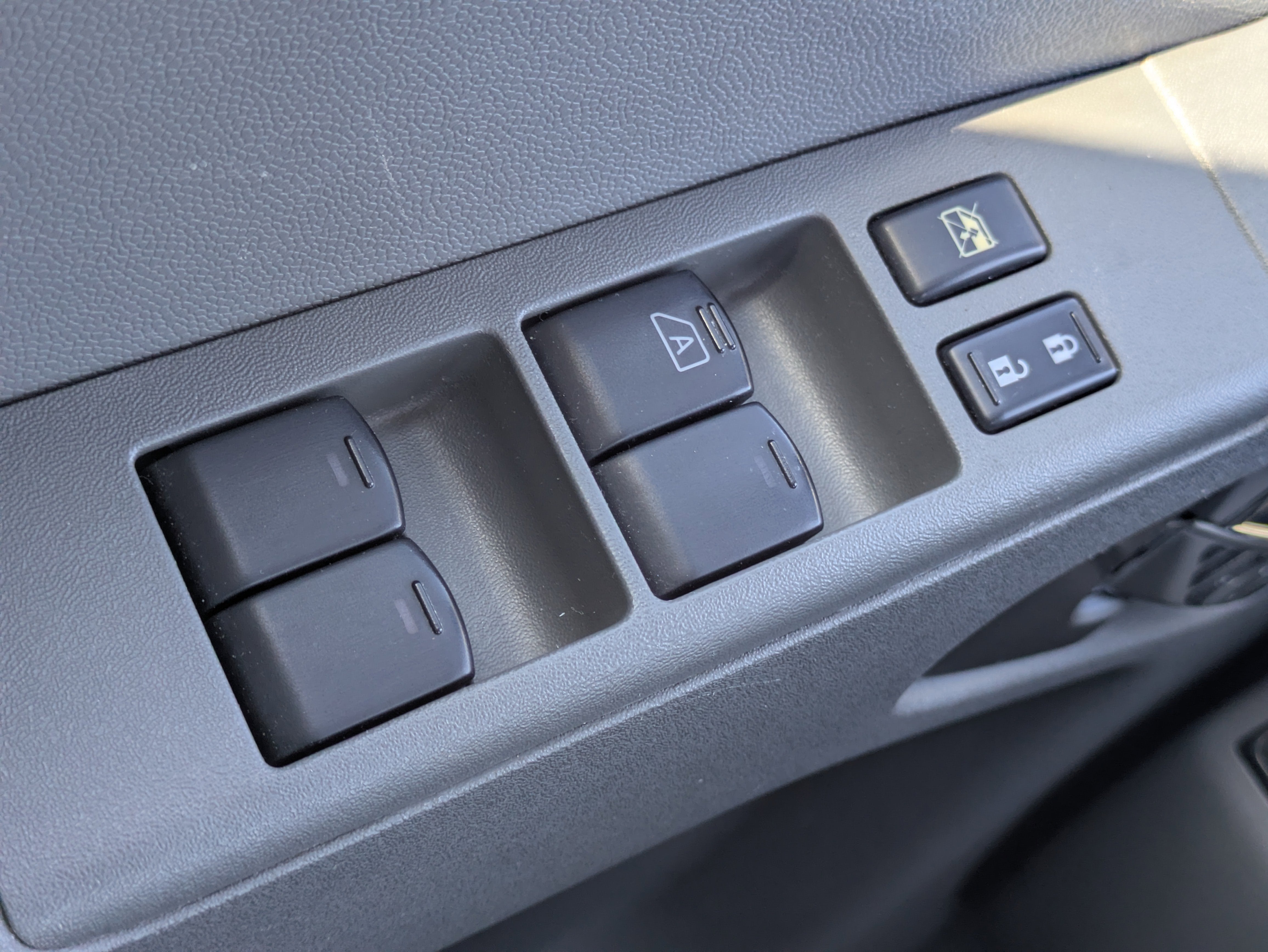 2015 Nissan Frontier SV