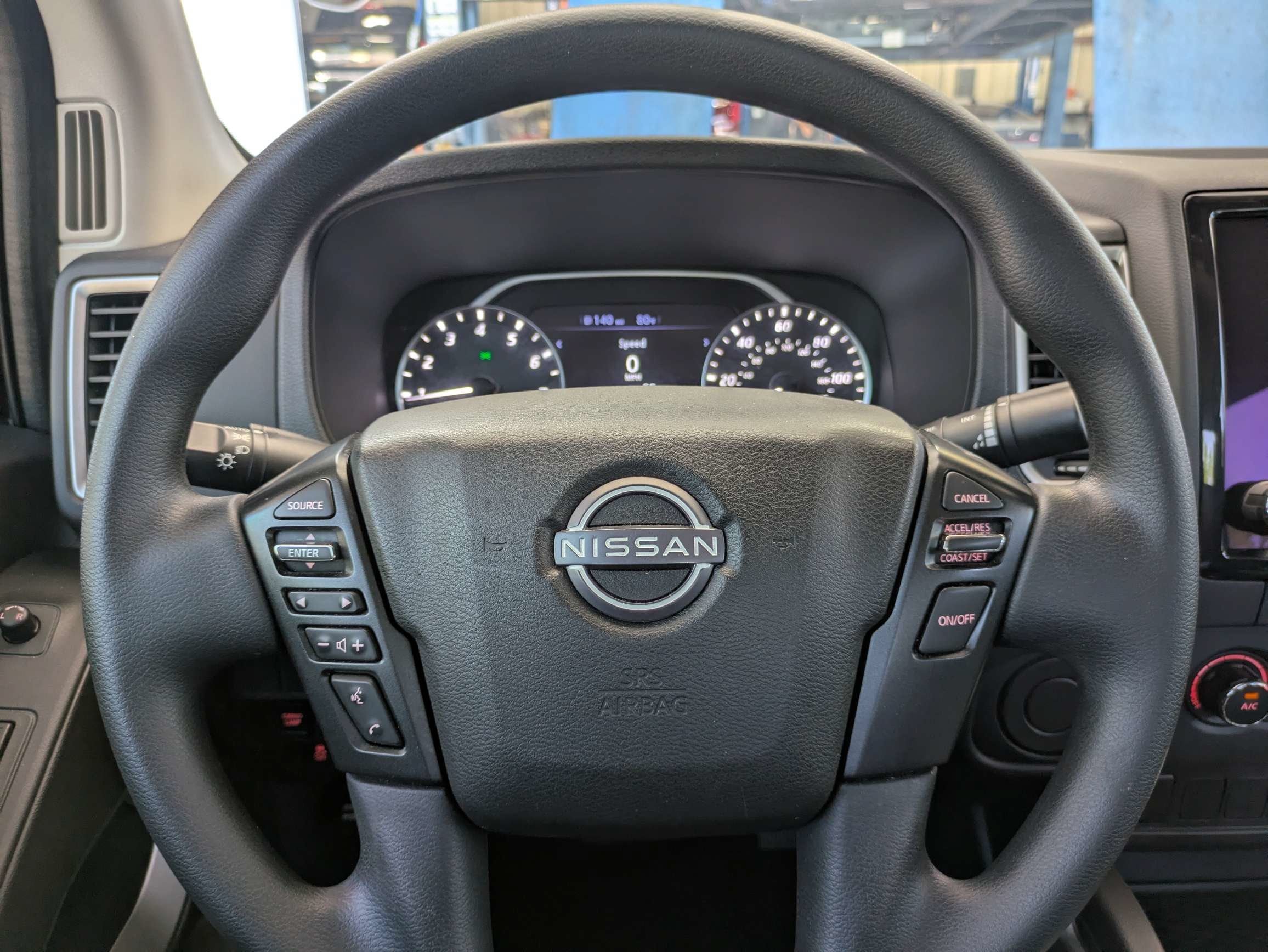 2024 Nissan Frontier SV