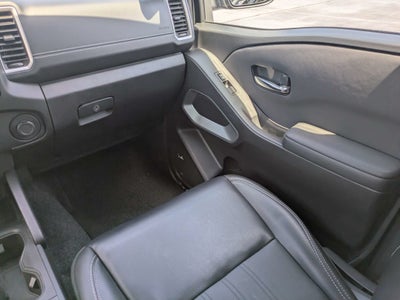 2024 Nissan Frontier SL