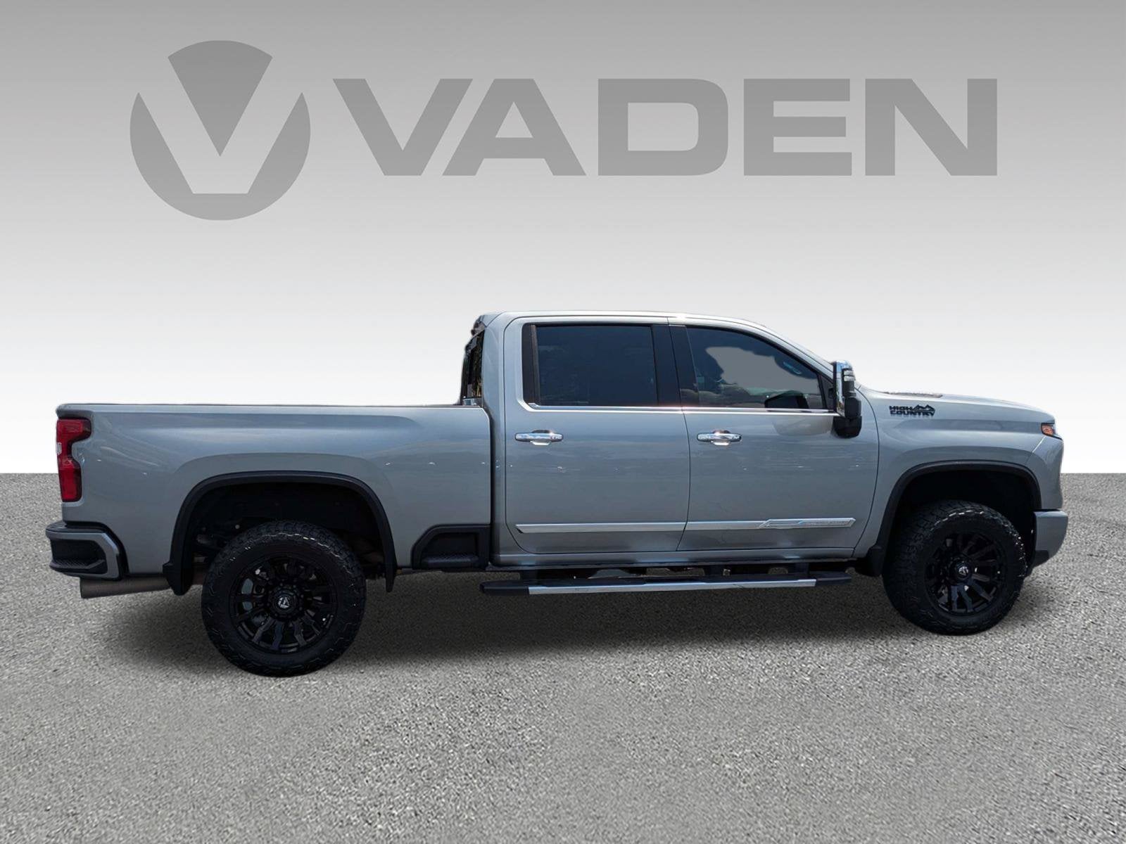 2024 Chevrolet Silverado 3500HD High Country