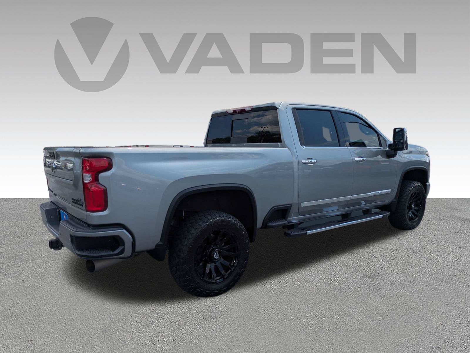 2024 Chevrolet Silverado 3500HD High Country