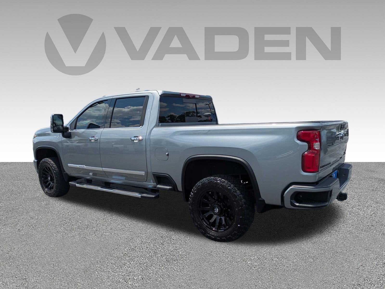 2024 Chevrolet Silverado 3500HD High Country