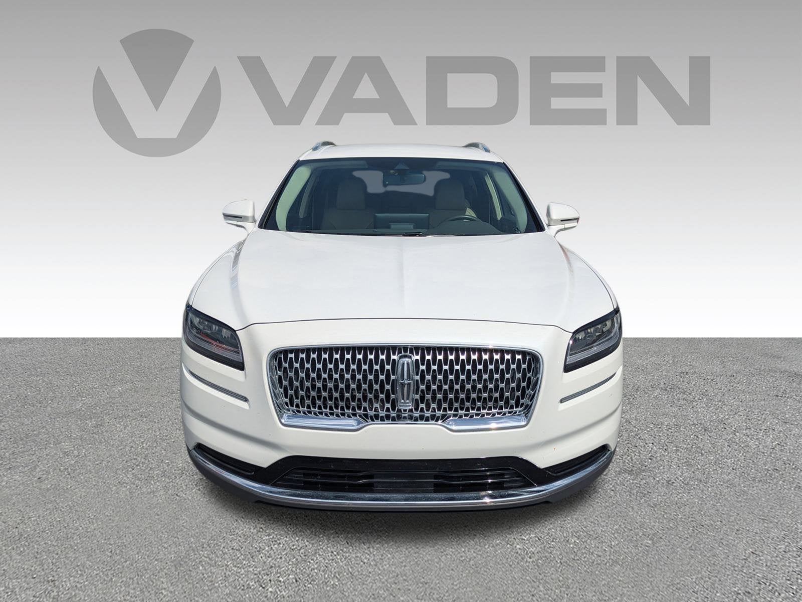 2022 Lincoln Nautilus Standard
