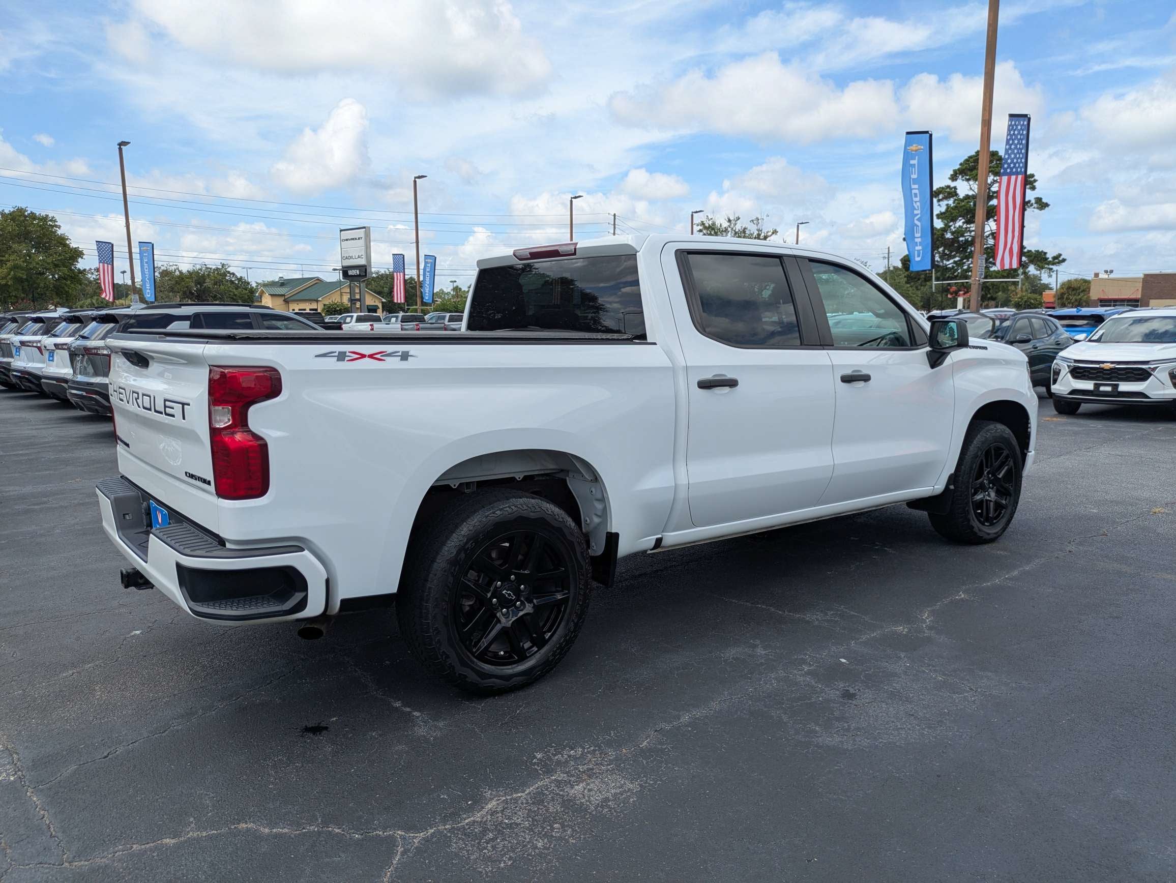 2023 Chevrolet Silverado 1500 Custom