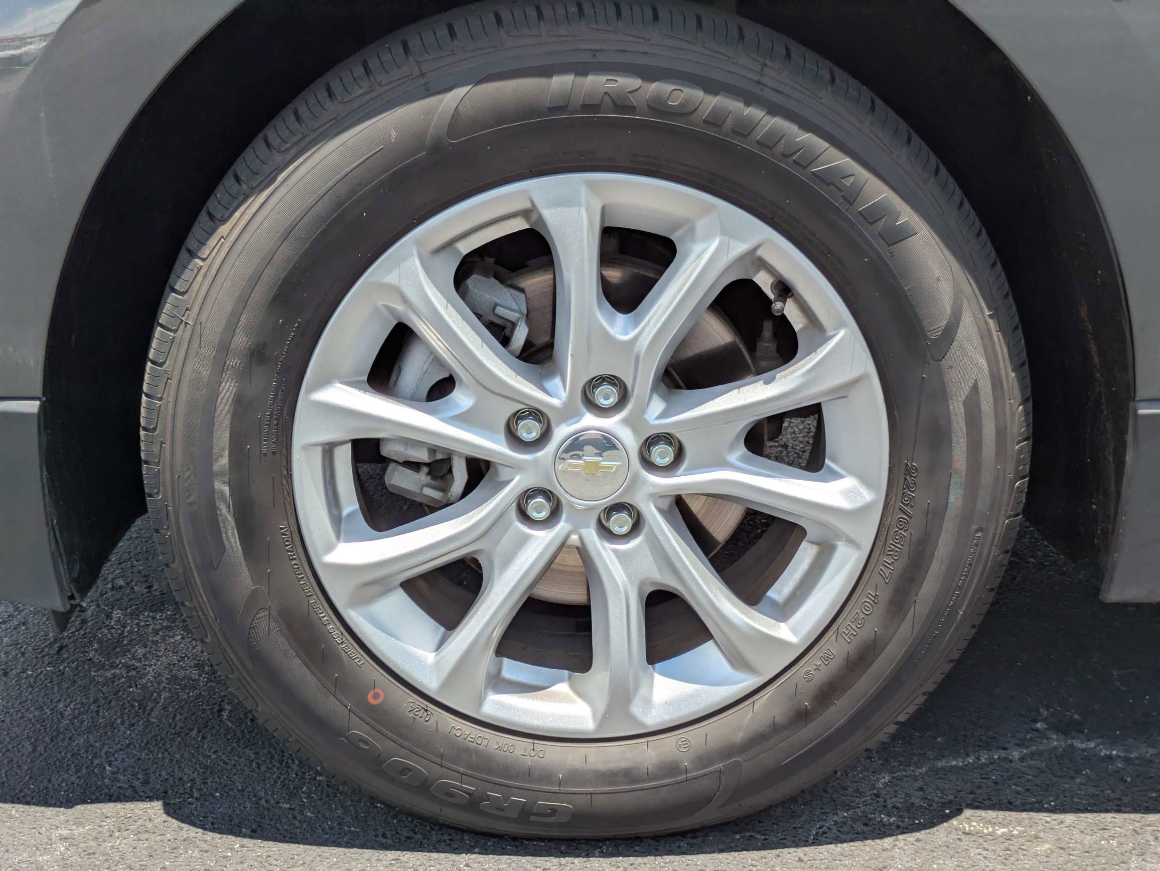 2019 Chevrolet Equinox LS