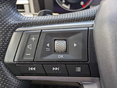 2024 Mitsubishi Outlander Base