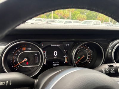 2020 Jeep Wrangler Unlimited Sahara Altitude 4x4
