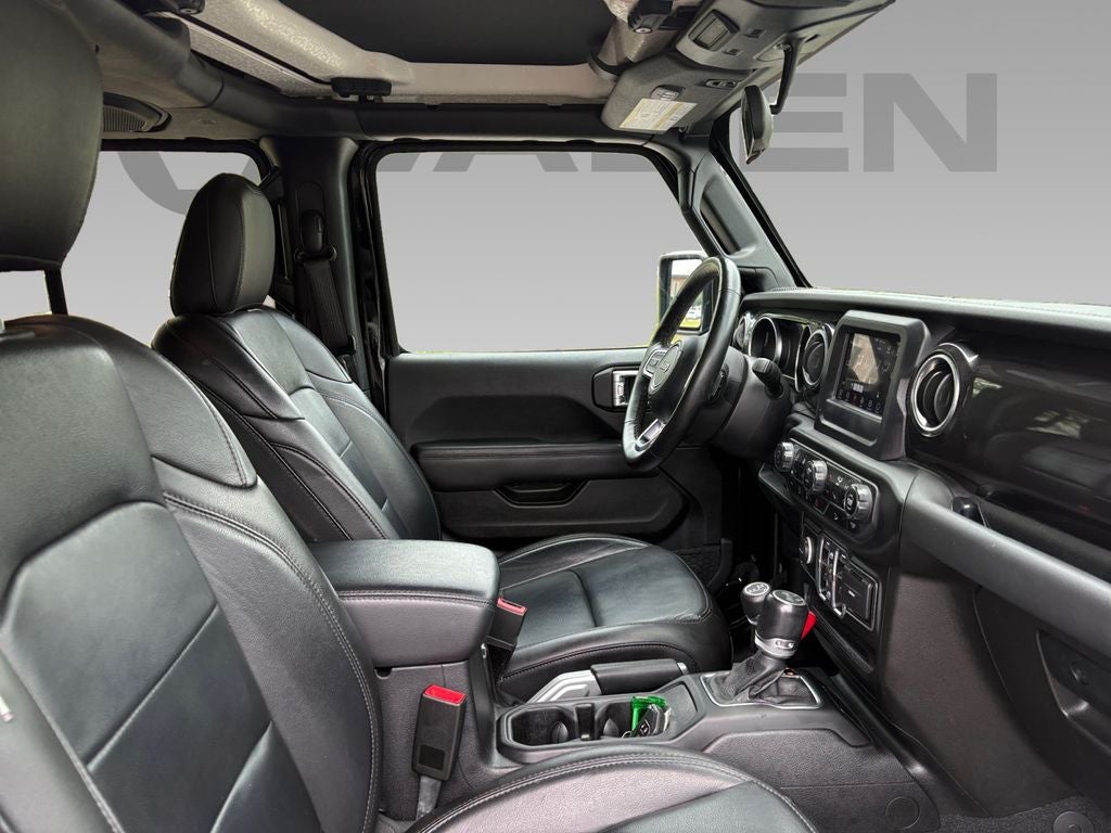 2020 Jeep Wrangler Unlimited Sahara Altitude 4x4