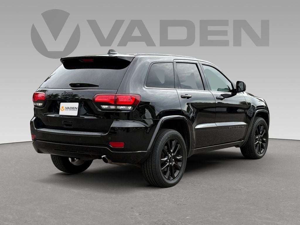 2021 Jeep Grand Cherokee Laredo X 4x4