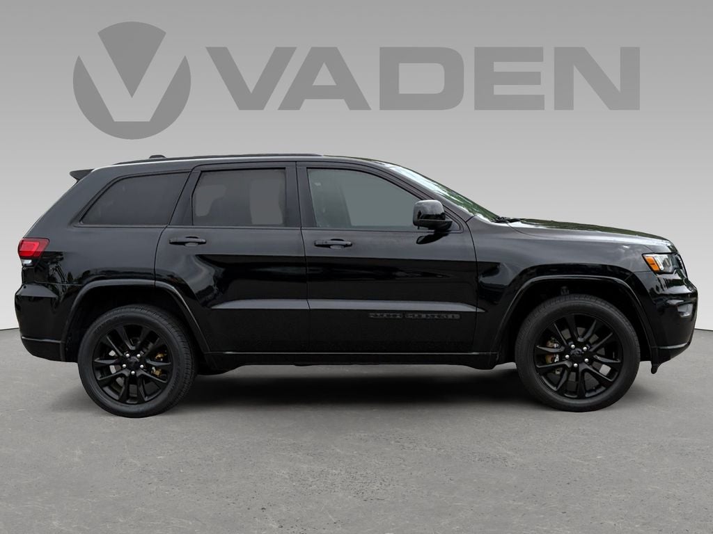 2021 Jeep Grand Cherokee Laredo X 4x4