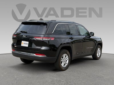 2023 Jeep Grand Cherokee Laredo 4x4