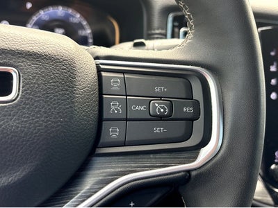 2023 Jeep Wagoneer L Series II 4x4