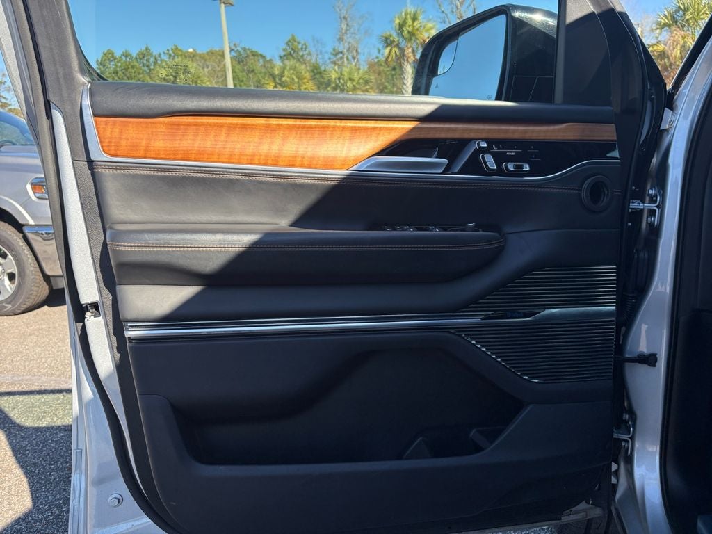 2024 Jeep Grand Wagoneer L Series III 4x4