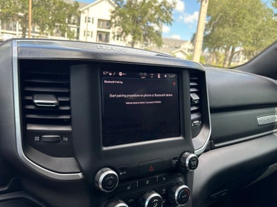 2022 RAM 1500 Big Horn Crew Cab 4x2 5'7' Box
