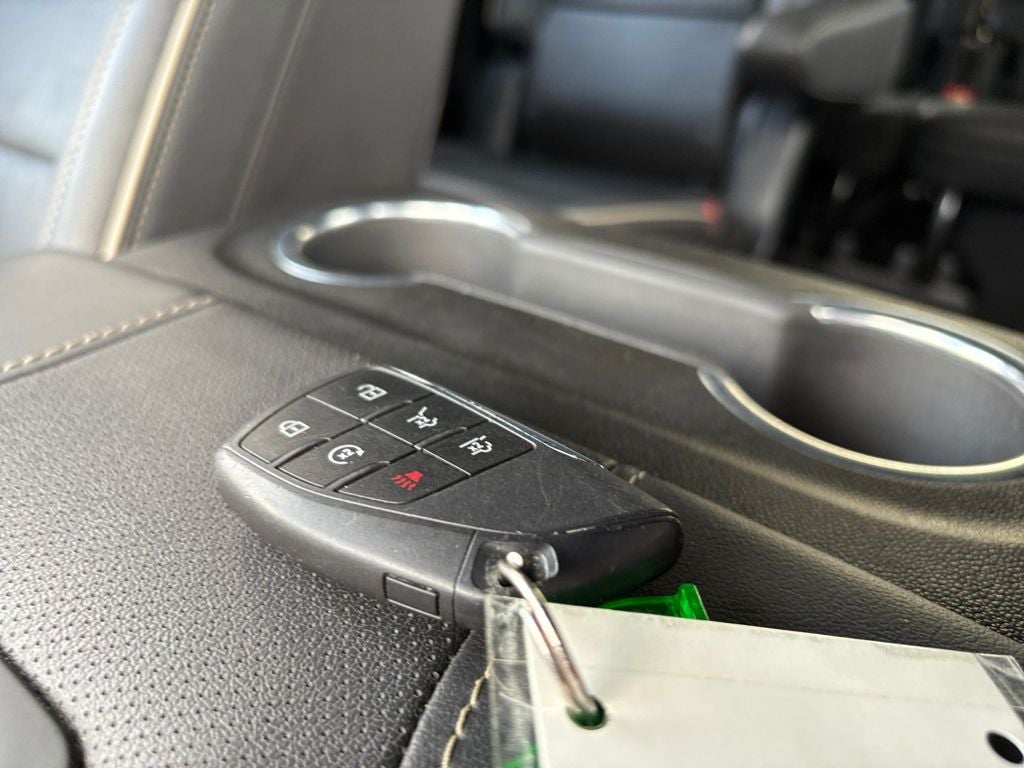 2023 Chevrolet Suburban 2WD Premier