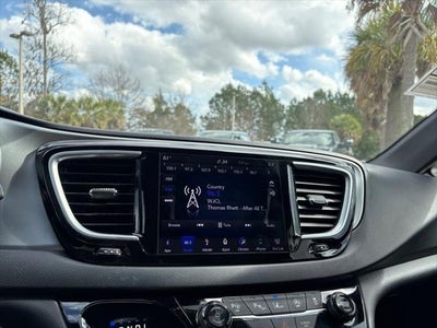 2019 Chrysler Pacifica Touring Plus