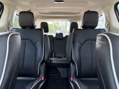 2023 Chrysler Pacifica Hybrid Limited