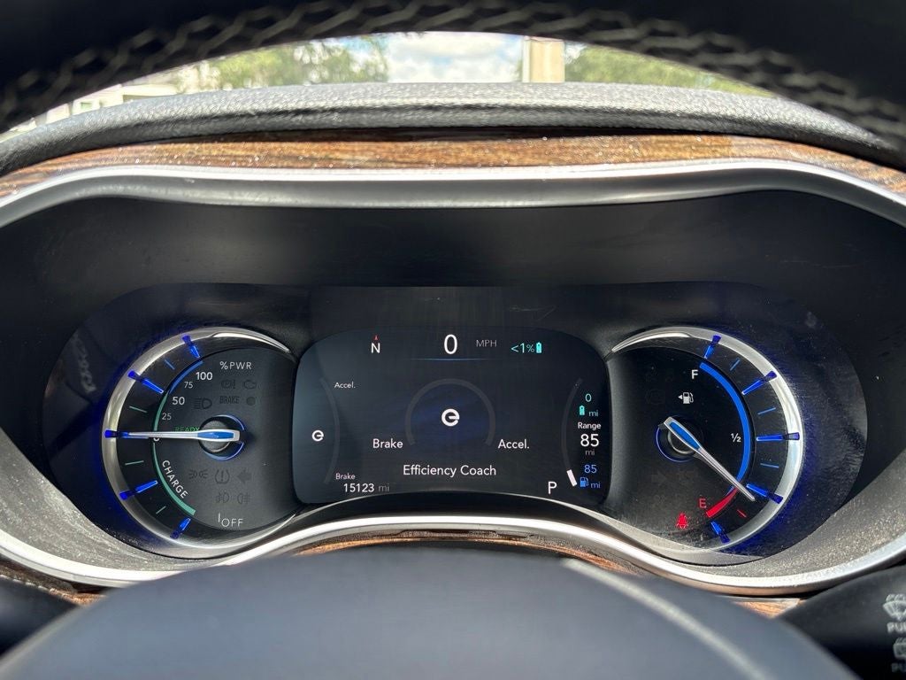 2023 Chrysler Pacifica Hybrid Limited