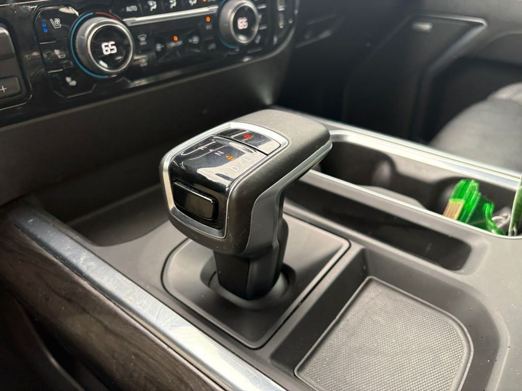 2022 Chevrolet Silverado 1500 4WD Crew Cab Short Bed LTZ