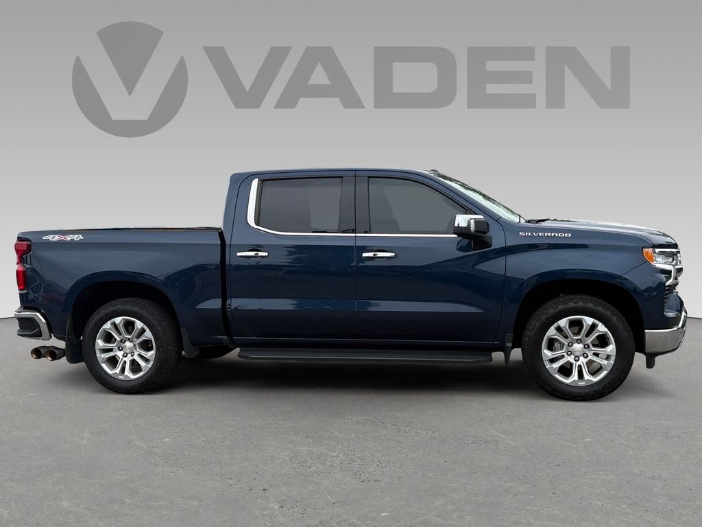 2022 Chevrolet Silverado 1500 4WD Crew Cab Short Bed LTZ