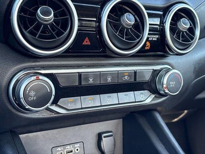 2022 Nissan Sentra SV Xtronic CVT