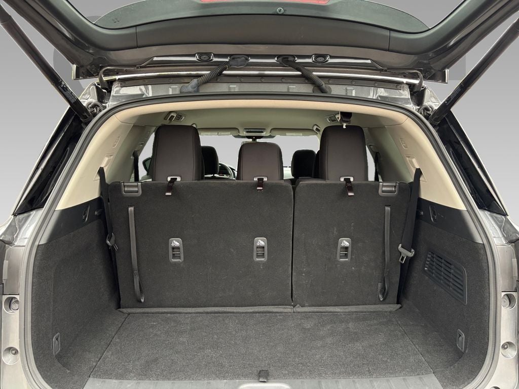 2025 Nissan Pathfinder SV FWD