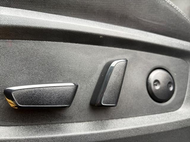 2025 Nissan Pathfinder SV FWD