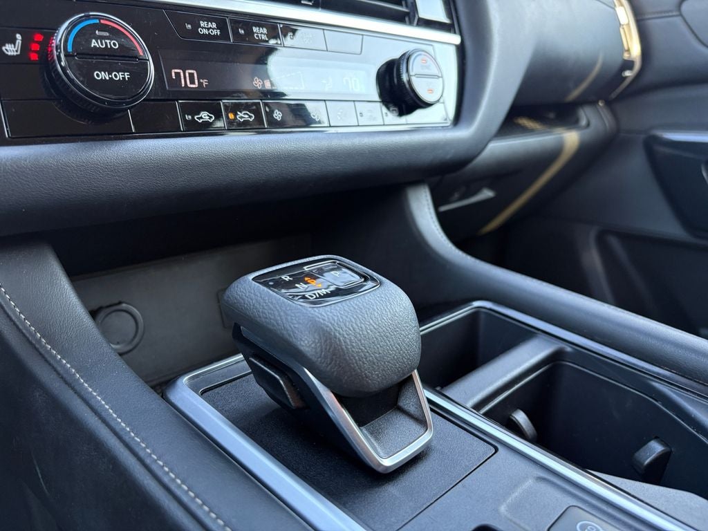 2025 Nissan Pathfinder SV FWD