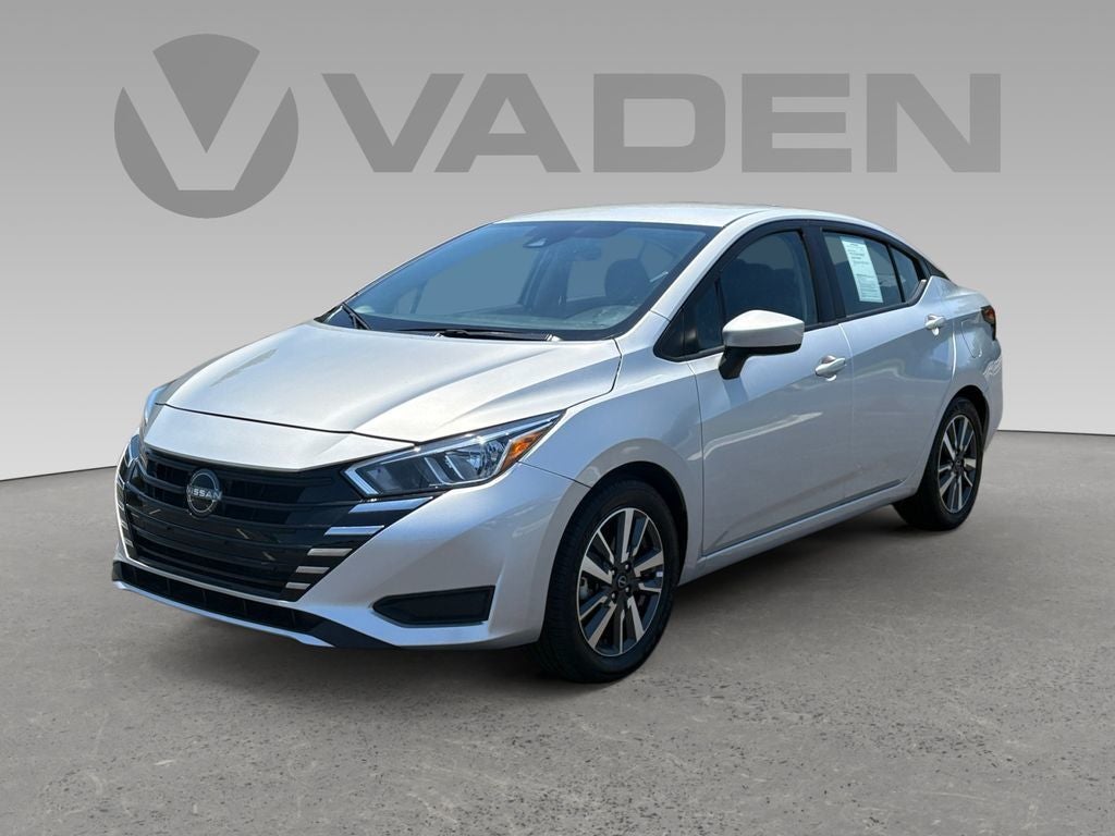 2023 Nissan Versa 1.6 SV