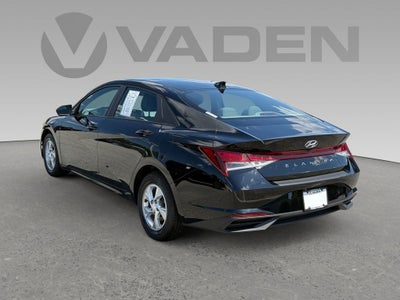 2023 Hyundai Elantra SE