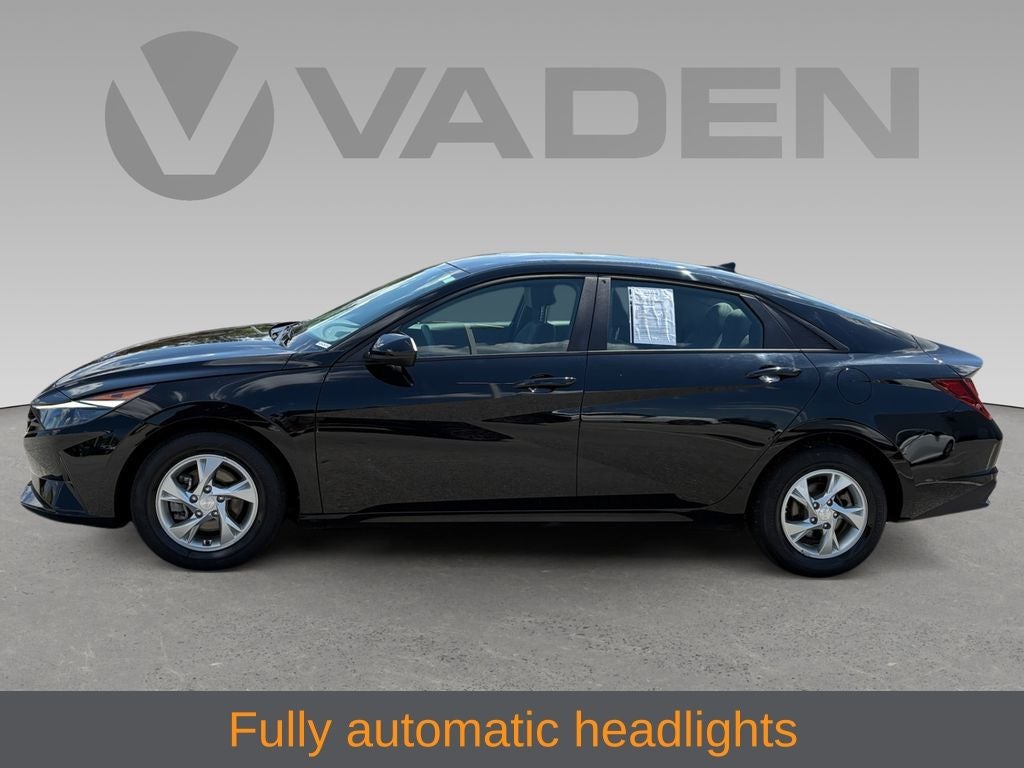 2023 Hyundai Elantra SE