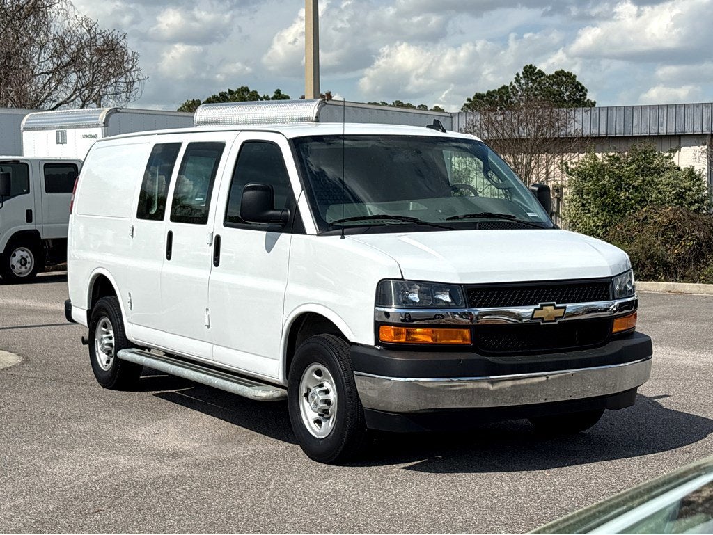 2024 Chevrolet Express Cargo 2500 WT