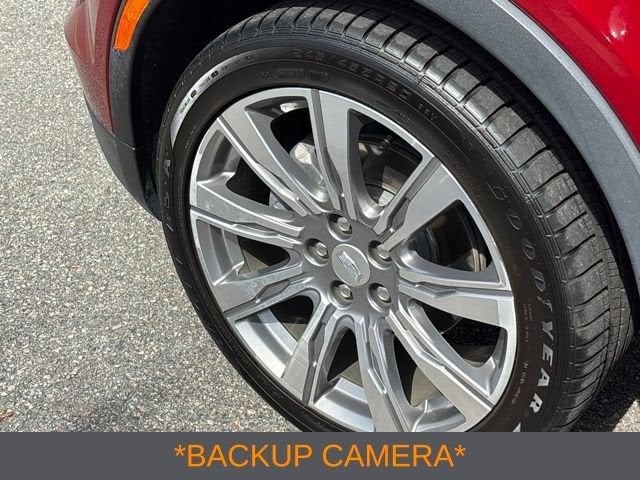 2023 Cadillac XT4 Premium Luxury